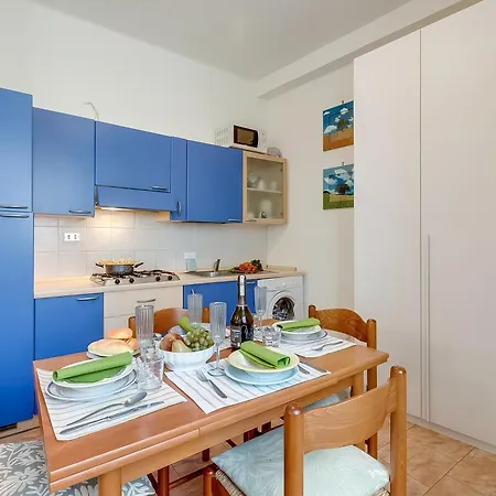 Seaside Binario Blu 500 M Dal Mare - Happy Алассіо