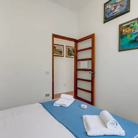 Seaside Binario Blu 500 M Dal Mare - Happy * Алассіо