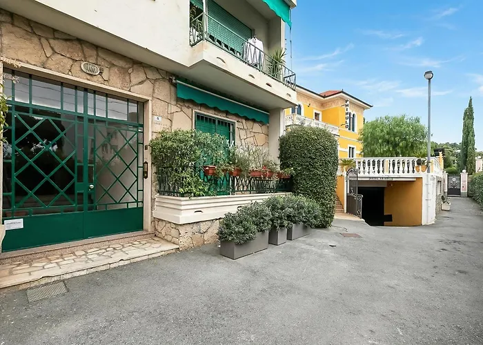 Seaside Binario Blu 500 M Dal Mare - Happy * Alassio